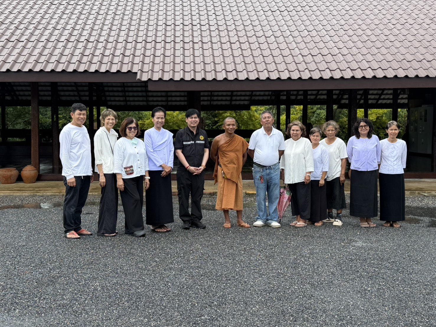 title - วันที่ 7 กรกฎาคม 2569 นายวิทูล ประดิษฐบุญ ปฏิรูปที่ดินจังหวัดปราจีนบุรี พร้อมด้วย เจ้าหน้าที่ ส.ป.ก.ปราจีนบุรี ลงพื้นที่ตรวจสอบ การขออนุญาตใช้วัดพุทธสถานทรัพยากรสวนป่านาดี
